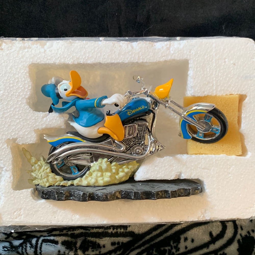 Mickey and Friends Fun On the Open Road - Donald Wacky Quacky Wheely